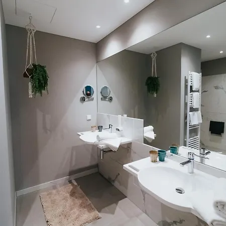 The Blasky & Rooftop 4*